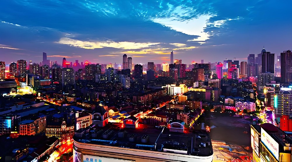 武漢亮化的新生風(fēng)景